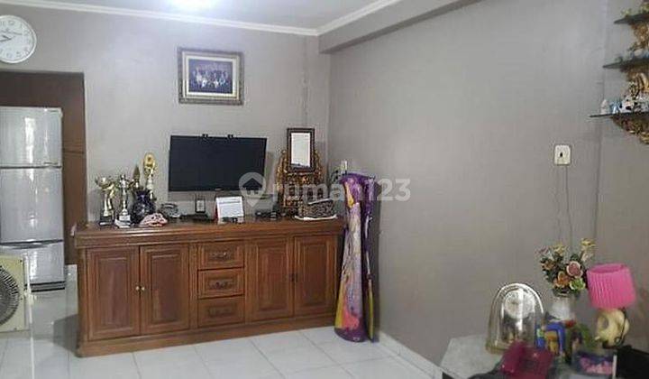 Rumah 2 Lantai Luas 6x17 102m2 Type 5KT di Kelapa Gading Jakarta Utara 2