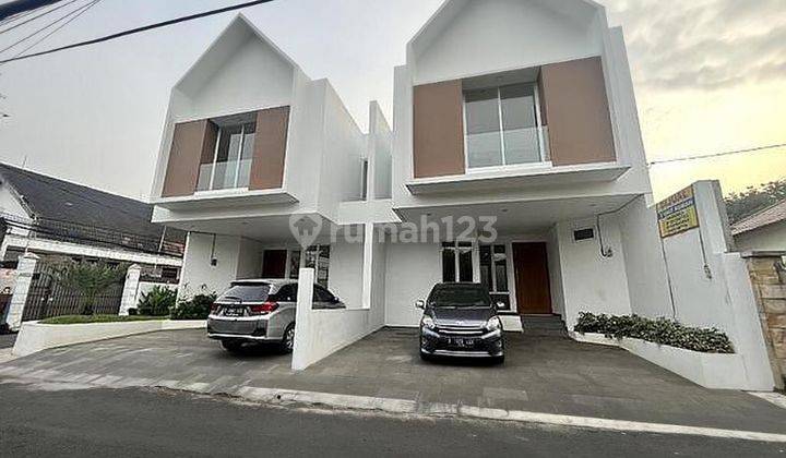 Rumah di Pejaten Barat Akses Jalan 2 Mobil, Dekat Pejaten Raya 2