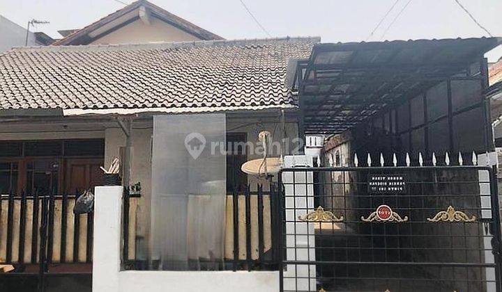 Rumah siap huni luas 130m2 Type 4KT di Gambir Jakarta Pusat 1