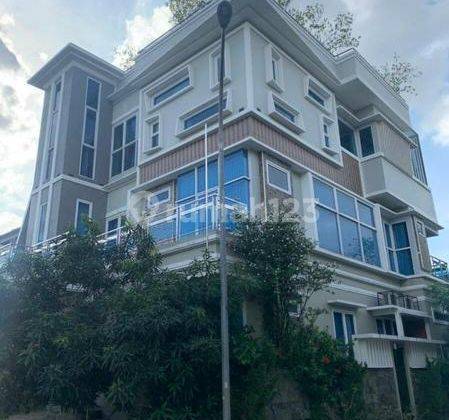 Rumah hoek ,rapi modern furnished di cluster Graha Raya Tang Sel  1