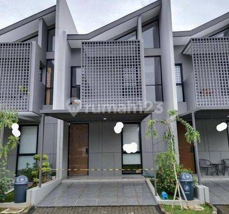 Rumah di sewakan Grand wisata cluster O2 1