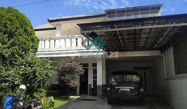 rumah 2 lantai di Komplek Istana Kawaluyaan Kota Bandung 1