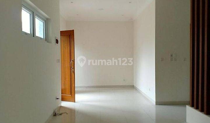 Rumah Exclusiv mewah tengah kota Cipinang Jatinegara Jakarta timur 2