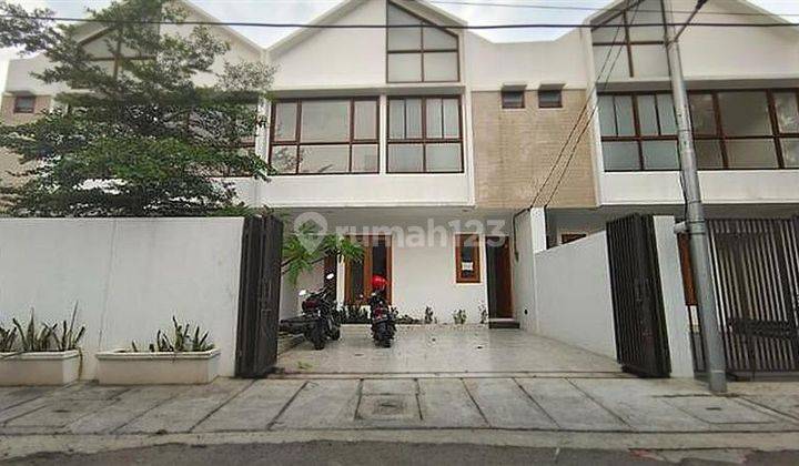 Rumah Baru Bagus Modern di Jatiwaringin 1