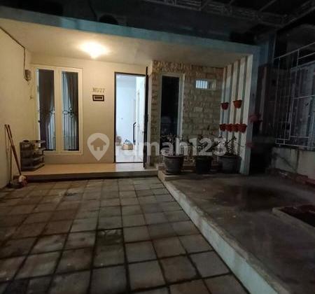 Rumah di Semanggi Manggrove Full dengan Perabotannya
