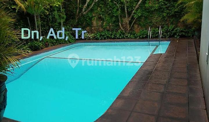 Luxury House in Kemang, South Jakarta Luxury House in Kemang, South Jakarta