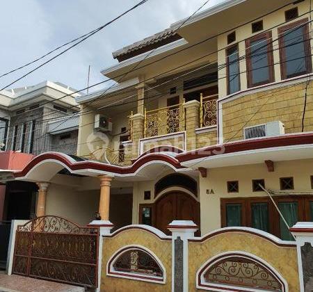 Rumah second 2 lantai di Pondok Pekayon Indah Bekasi