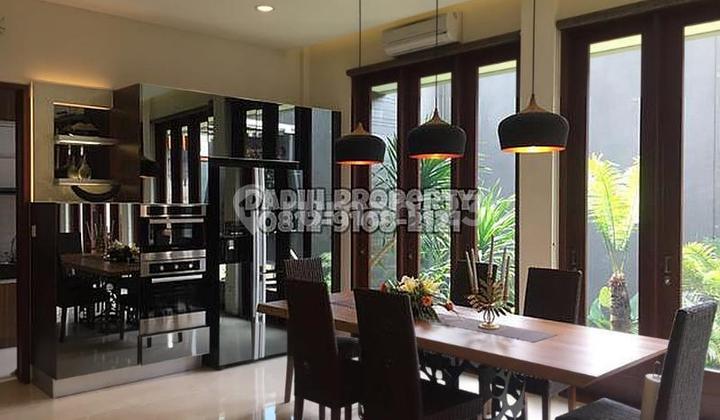 Rumah Mewah Design Interior Cluster Tiara PHG Gading Serpong