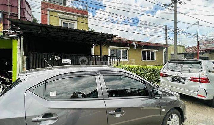 Rumah Kos Terisi Anak Kos Di Jalan Raya Jakarta Bogor Komersil 1