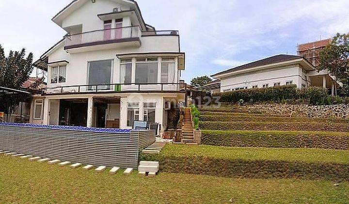 Rumah Villa Gaya Eropa Ada Kolam Renang View Gunung View Golf 1