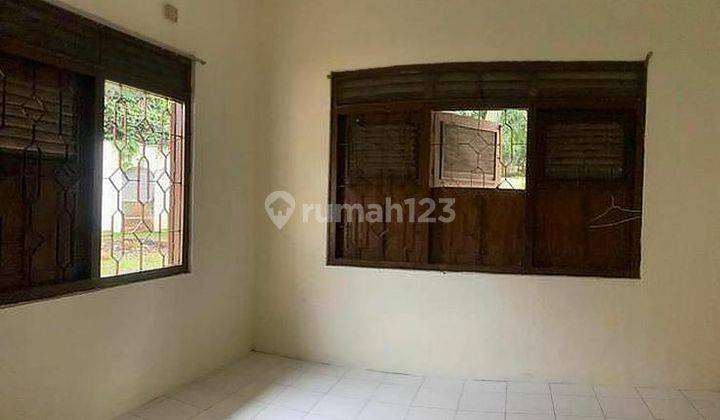 Rumah Disewakan Lokasi Komersil di Sukasari Raya dekat pajajaran 2