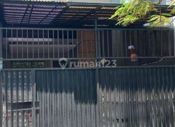 Rumah Minimalis 2 lantai Sayap BKR, Bandung Kota 1