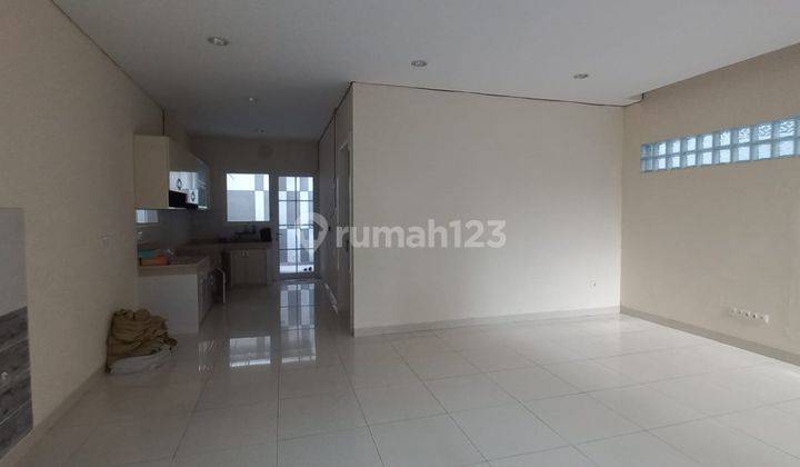 Rumah Minimalis 2 lantai Sayap BKR, Bandung Kota 2