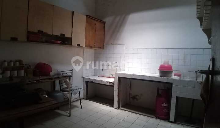 Dijual Rumah Hitung Tanah Jalan Nias Surabaya Pusat Nol .. Jalan 2