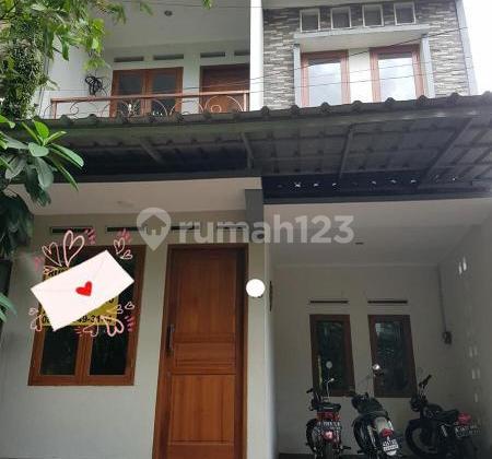 Rumah Di Sawah Baru Ciputat