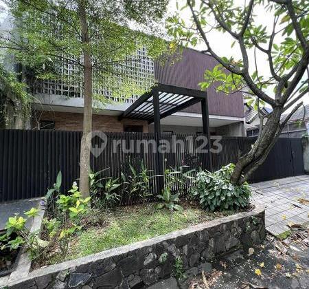 Rumah Desain Modern Industrial di Villa Delima Lebak Bulus Rumah Desain Modern Industrial di Villa Delima Lebak Bulus