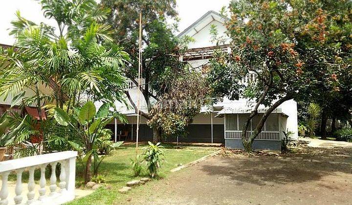 Rumah Cepat Besar dan Murah di Menteng Dalam Jakarta selatan 1