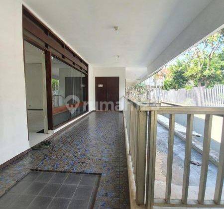 Rumah besar hitung tanah komplek Graha Baru Veteran Jakarta selatan 2