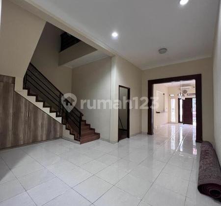 Rumah cantik Private Pool di Cluster Kebagusan Jakarta Selatan 2