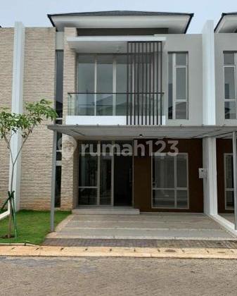 Brand New House in Pantai Indah Kapuk 2