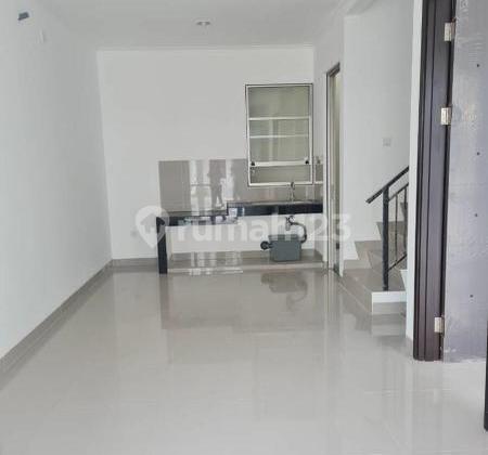 Disewakan Rumah Pik2 Uk. 6X12,5 2