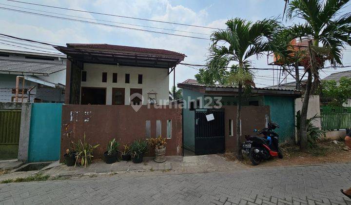 RUMAH + KOST-AN 9 PINTU 1