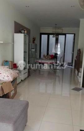 Second-hand house still good in Tomang area 2