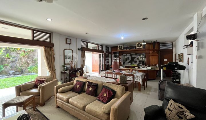 RUMAH  JALAN DARMAJAYA PEJATEN JAKARTA SELATAN