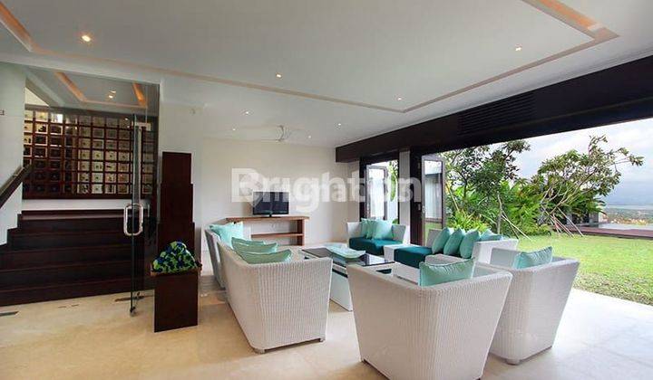 LUXURY VILLA VERY GOOD PRICE AND EXOTIC SEA VIEW 2