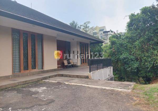 RUMAH LUAS BANGUNAN 2 LANTAI LENGKAP DENGAN KOLAM RENANG LOKASI PONDOK LABU 1