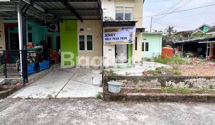 RUMAH BAGUS NYAMAN 1 LANTAI DI DALAM KOMPLEK PERUMAHAN DI KM 7 1