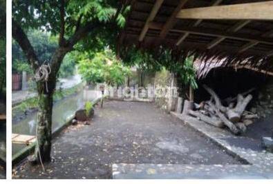 TANAH BONUS RUMAH CANTIK  UNTUK TEMPAT USAHA GAMPING SLLEMAN 2