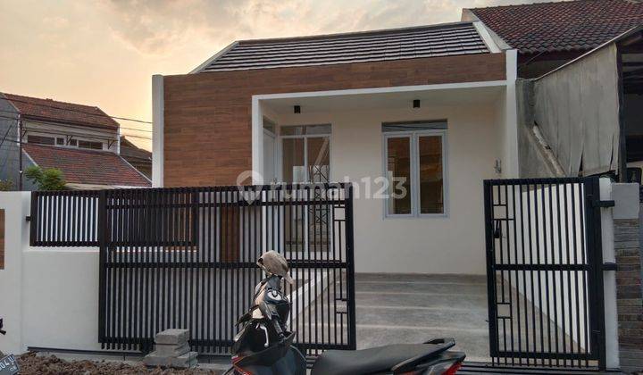 Rumah Baru Cantik Taman Holis Indah 1 Bandung 1