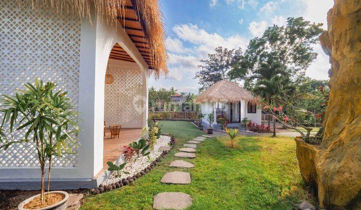 Kompleks 4 Unit Villa baru dan bagus Di Karangasem, Bali 1