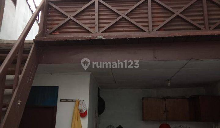 Rumah di Jalan Praja Dalam E,  Kebayoran Lama Jakarta Selatan 2