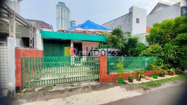 Rumah Dijual di Guntur Setia Budi JAK SEL Butuh Renovasi SHM 1