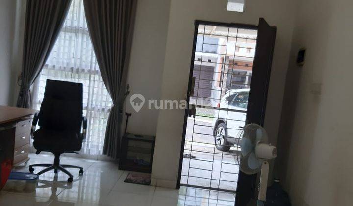 rumah di Madrid Utara Palem Semi Karawaci Tangerang 2