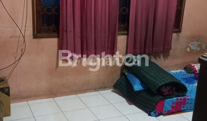 HOUSE WITH 6-DOOR RENTAL UNITS IN DEPOK 2