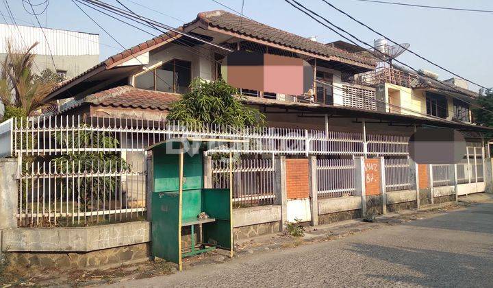 RUMAH HOOK DALAM KOMPLEK JELAMBAR JAKARTA BARAT 1