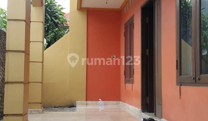 Nice Sturdy House in Rawamangun, East Jakarta 2