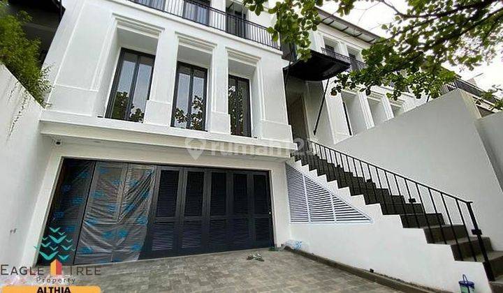 Rumah mewah dengan private pool di rempoa jakarta selatan 1