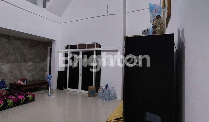 RUMAH 3 LANTAI LT 295 DI JL TERS. ALUMUNIUM, PURWANTORO, KEC BLIMBING, KOTA MALANG 2