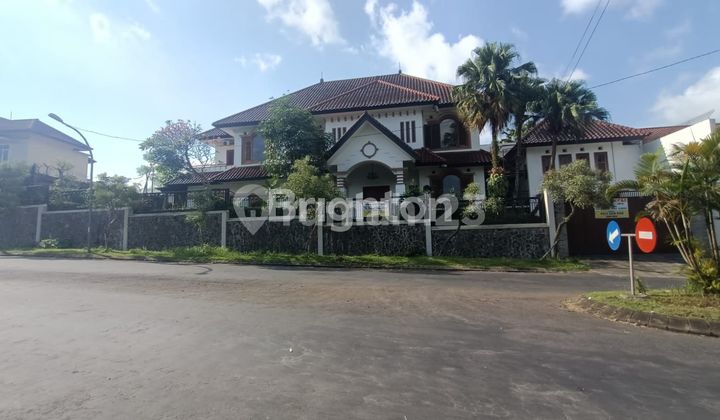 RUMAH 2 LANTAI 1.003 M2 DI JL PUNCAK TIDAR MALANG