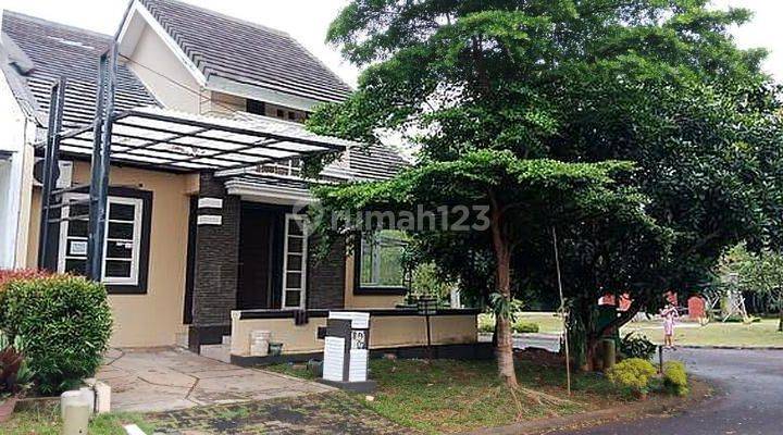 Rumah Cantik Rapi Delatinos Siap Huni di Hoek 1