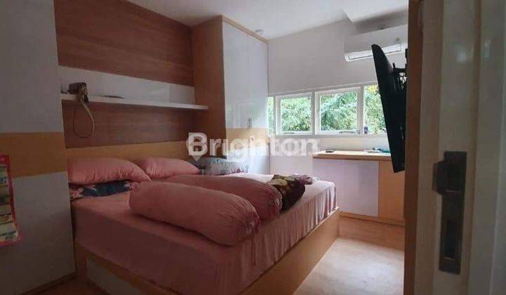 RUMAH RASA VILA DUA LANTAI DI PERUMAHAN VIQUI RESIDENCE SUKUN 2