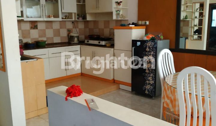 HOUSE ON SULFAT AGUNG STREET, PURWANTORO, BLIMBING, MALANG 2