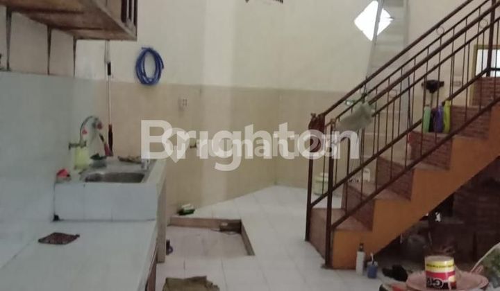 HOUSE IN ARAYA HOUSING ESTATE, BLIMBING INDAH SEL STREET, PURWODADI, BLIMBING, MALANG CITY 2