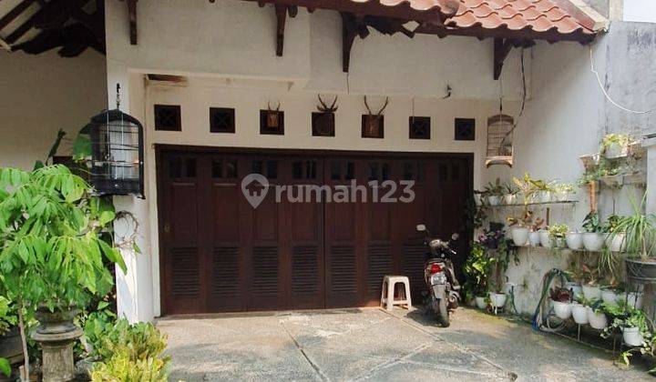 Rumah Luas , Kamar Banyak , Di Jl H Saiyan Pondok Ranji Tangerang Selatan 2