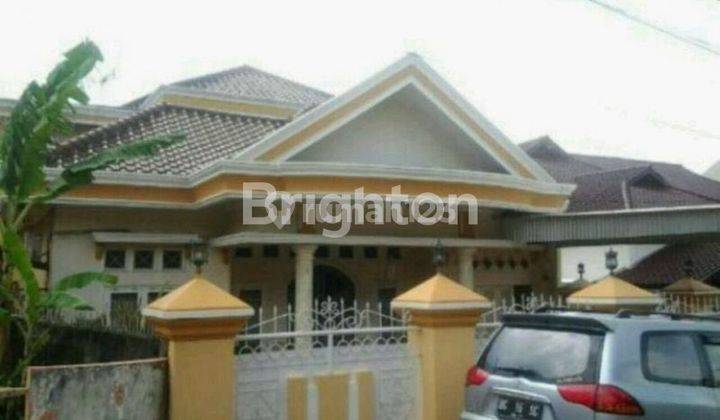 Rumah Full Furnished di tengah kota dekat PS MALL dan PI MALL 1