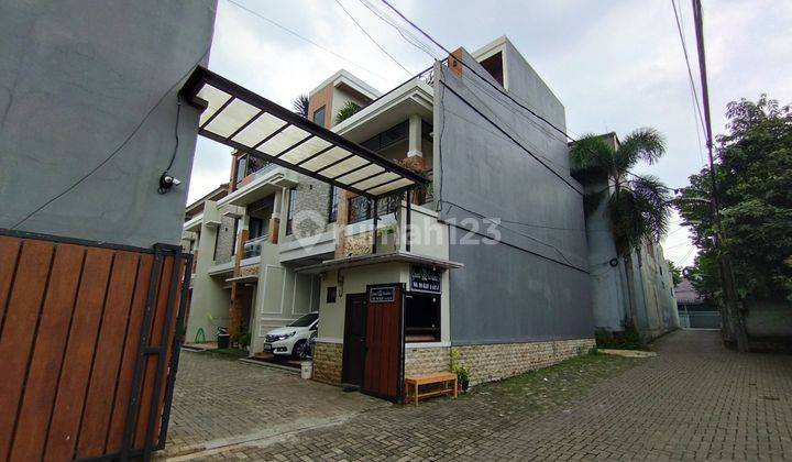 Dijual Cepat rumah ada rooftopnya  2